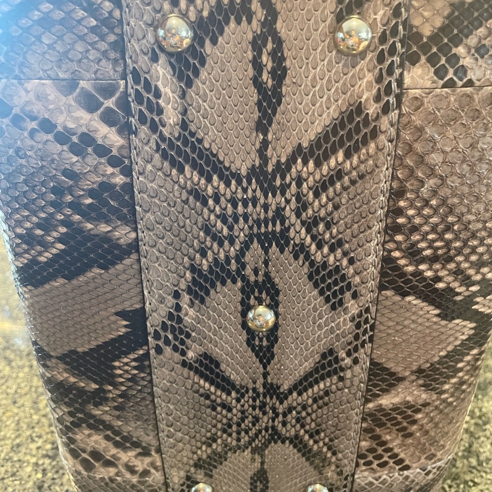 Gucci Bella python hobo - Picture 4 of 8